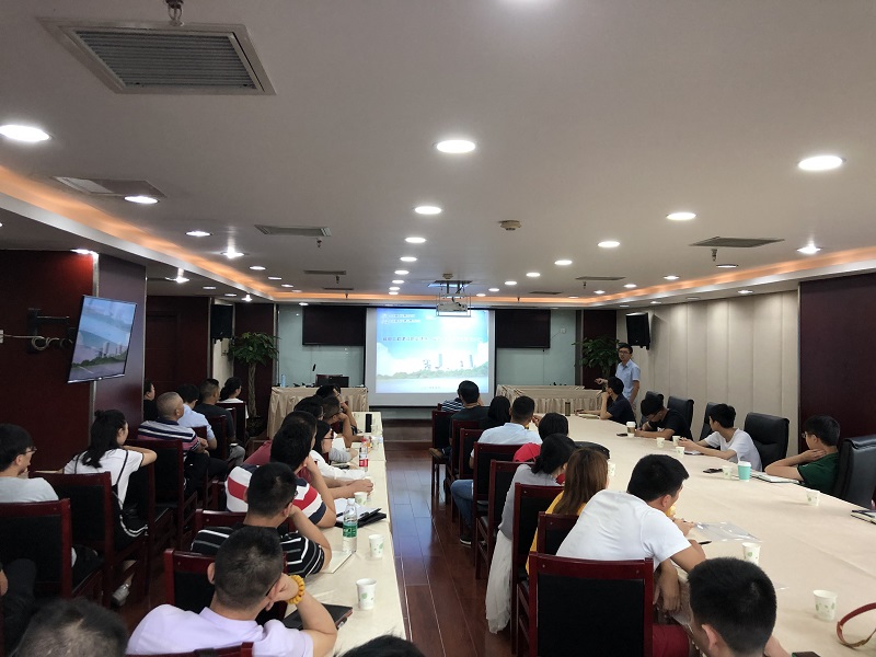 公司組織開展安全生產(chǎn)標(biāo)準(zhǔn)化一級達(dá)標(biāo)宣貫培訓(xùn)