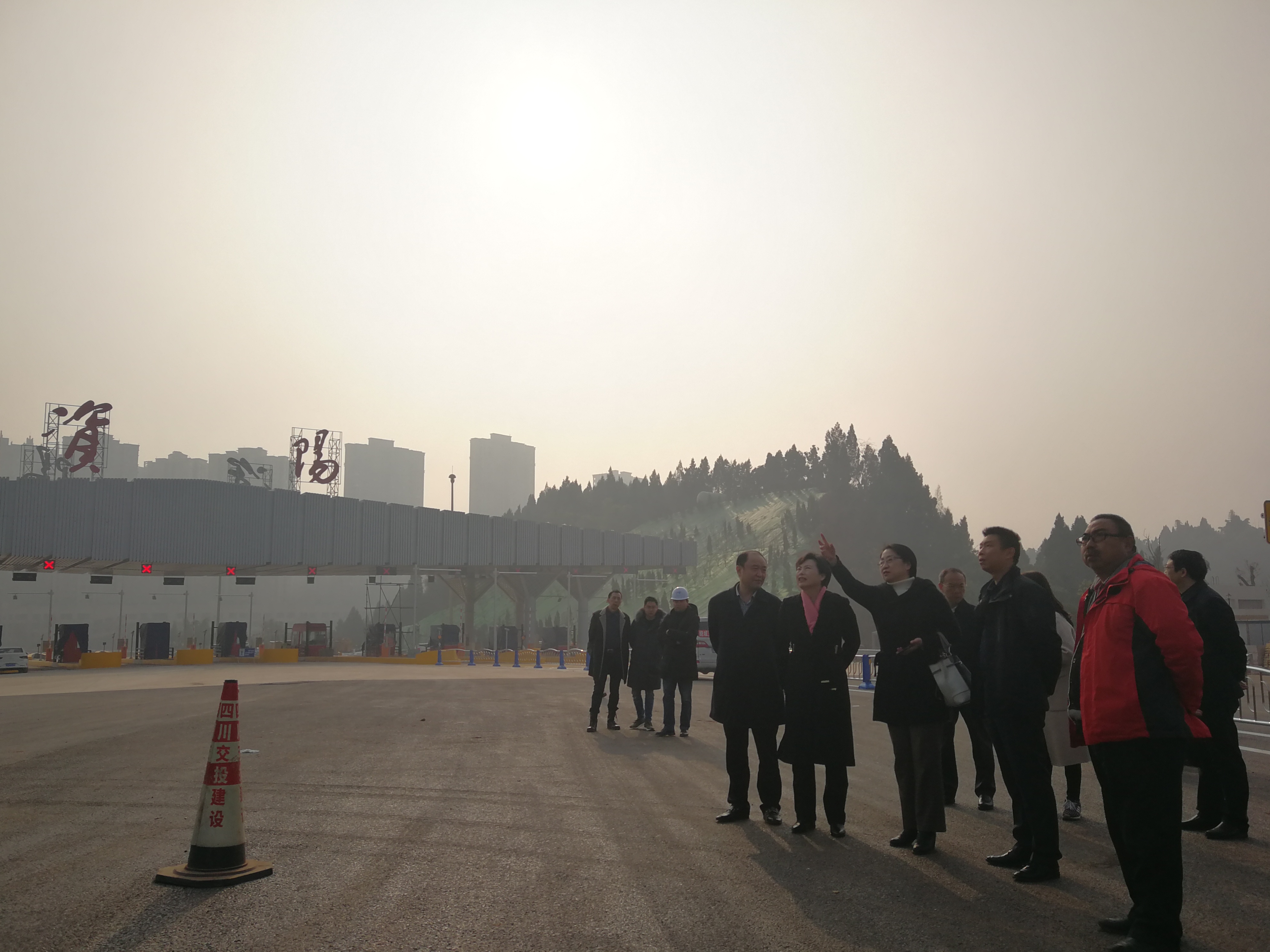 資陽市市長吳旭一行調(diào)研嬌子大道西延線建設(shè)項(xiàng)目