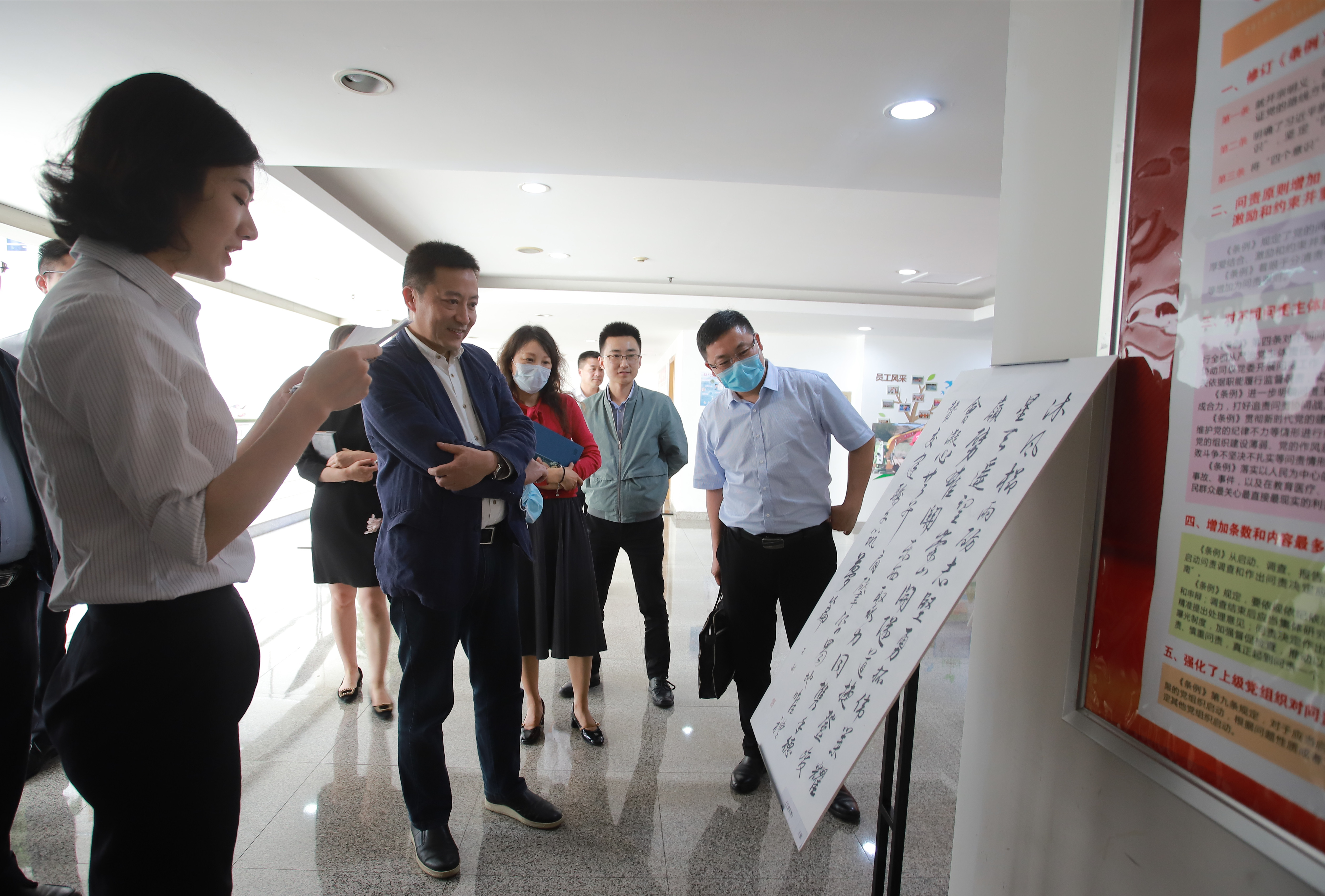 向勞動者致敬，交投建設(shè)公司成功舉辦主題攝影書畫大賽