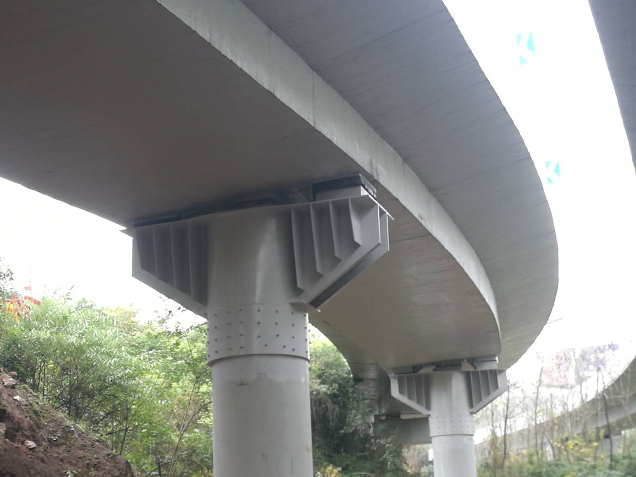 省內(nèi)首例！巴陜高速東興場互通獨(dú)柱墩橋梁病害處治工程順利完工