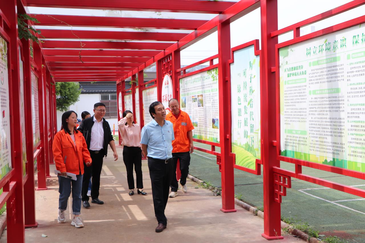 交建集團(tuán)公司黨委委員、紀(jì)委書記張忠勇一行到 成南擴(kuò)容LJ2-1項(xiàng)目調(diào)研指導(dǎo)工作