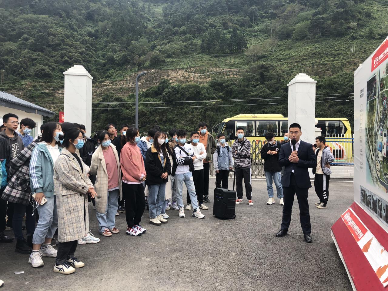 企?；ヂ?lián)探新路 強學力行開新局