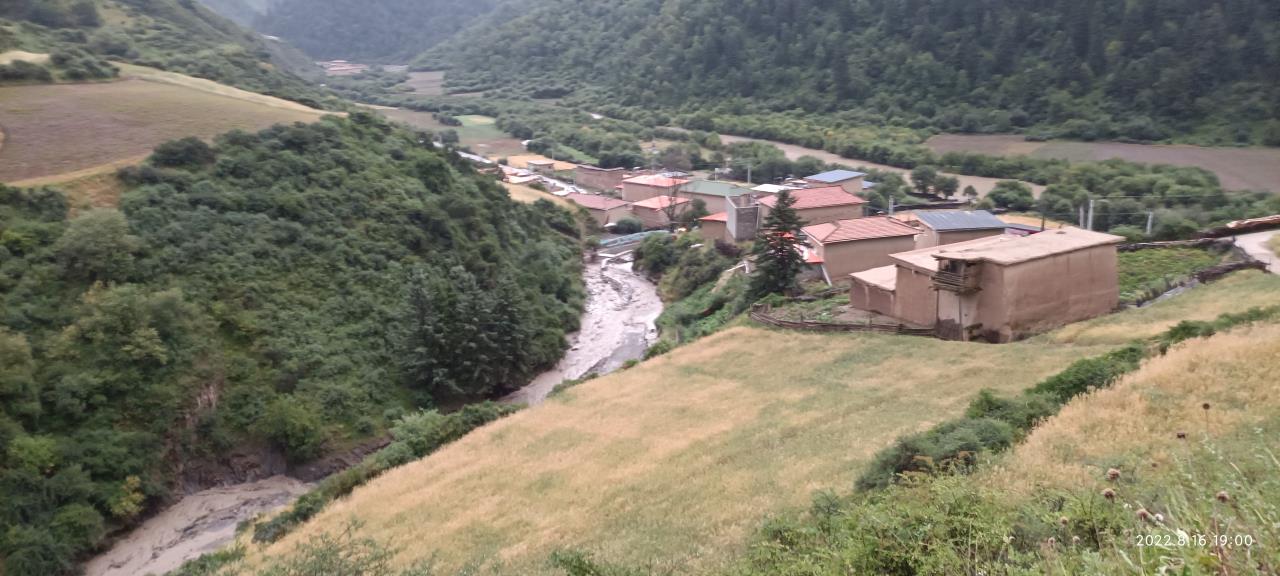 抗洪救災(zāi)，齊心協(xié)力奔赴第一線